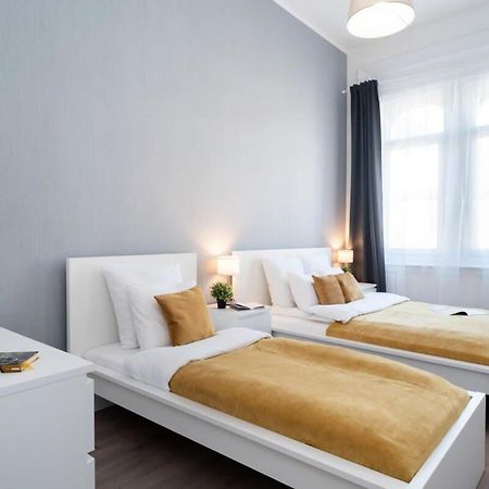 Large Apartment At Perfect Central Location Budapest Eksteriør billede