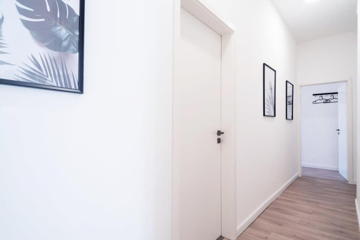 Large Apartment At Perfect Central Location Budapest Eksteriør billede