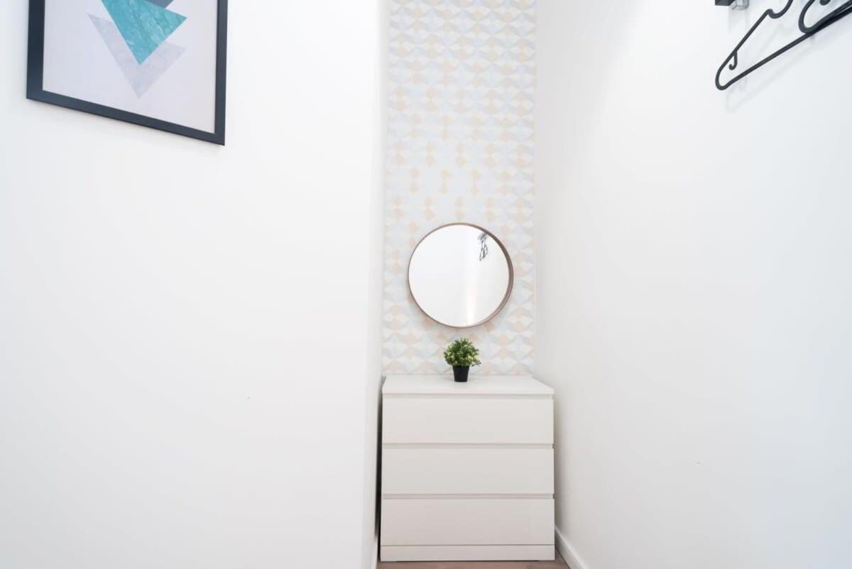 Large Apartment At Perfect Central Location Budapest Eksteriør billede